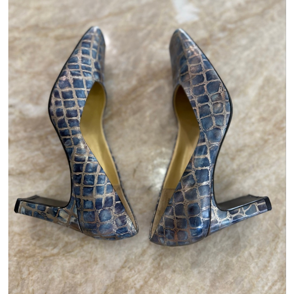 Bellini Blue Gold Croc Print Square Toe Heels Size 9. Angled toe box chunky heel - Picture 4 of 10